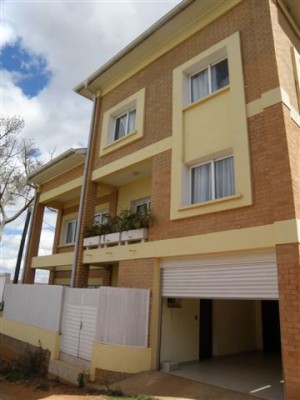 Location d’une maison F6 Ivandry Image principale