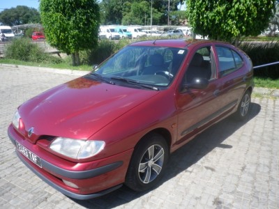 MEGANE a LOUER - ANTANANARIVO, MADAGASCAR