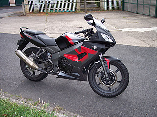 Moto kymco quannon 125 - Tana, MADAGASCAR 