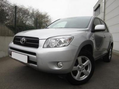 Toyota Rav-4 2.2 Turbo D4D - BASSE TERRE, france