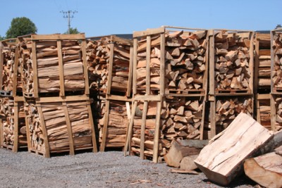 Vente promotionnelle des bois de chauffages - lille, france