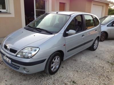 URGENT  VEND RENAULT SCENIC - ANTANANARIVO, MADA