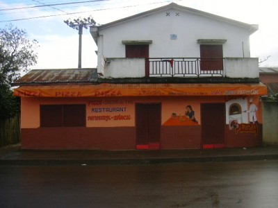 fond de commerce pizzeria - Moramanga, madagascar