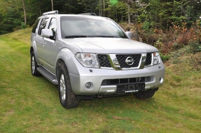 Nissan 4X4 PATHFINDER 2.5 DCI a  15000000 Ariary - ANTANANARIVO, Madagascar