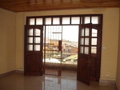 A LOUER Appartement T4 tout neuf a anosizato - Antananarivo, MADAGASCAR