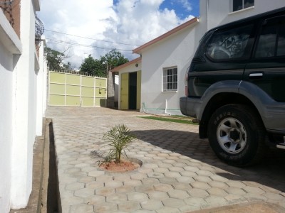 belle villa ? louer - antananarivo, madagscar