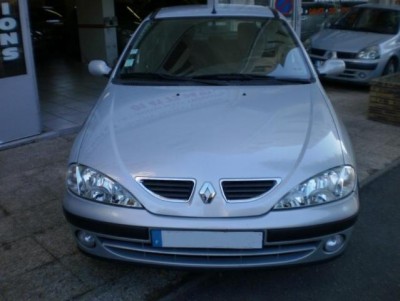 Renault m&eacute;gane &agrave; 2000 euro - pas de calais, paris