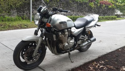 Vend Moto Yamaha xjr1300  - majunga, madagascar