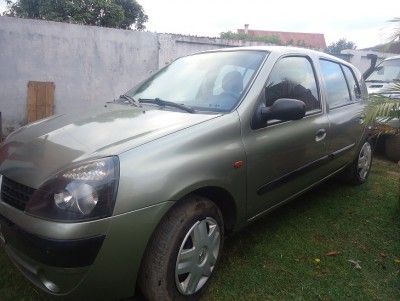 Vend clio 2 phase 2 - Tana, Mada