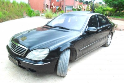 Mercedes S500 W220 - ANTANANARIVO, MADAGASCAR