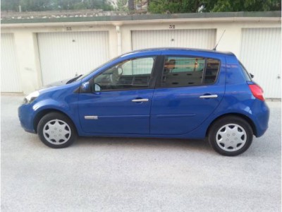 vends RENAULT Clio 3 dynamique 2009 109800km - guyanes, france 
