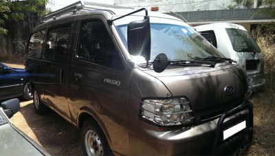 Location Kia pr&eacute;gio 12 places - Antananarivo, Madagascar