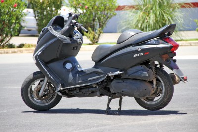 Scooter  SYM 250 GTS Image principale