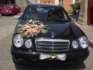 DREAM S CAR location tete de cortegeMERCEDES E320 Image principale