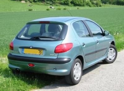 LOCATION DE VOITURE Miniature 1