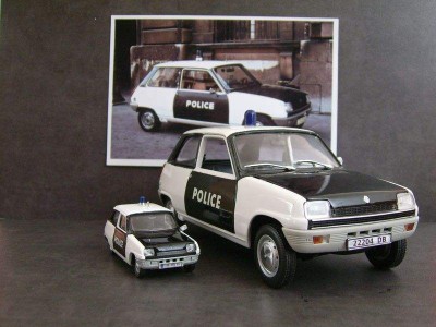 R5 3 portes Miniature 1