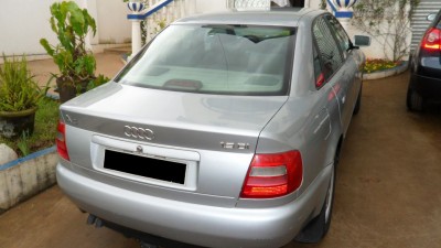 Audi A4 à vendre pour cause départ Miniature 1