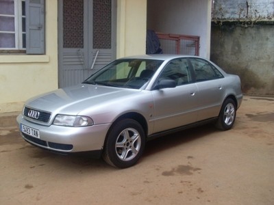 A Vendre AUDI A4 Miniature 1