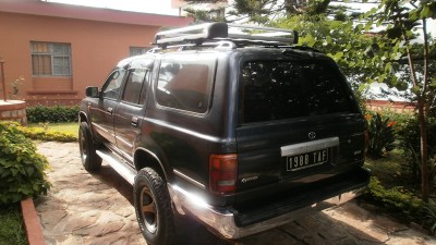 vends toyota fortuner Miniature 1