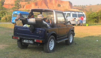 4 x 4 Suzuki S410 Miniature 1
