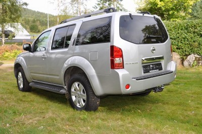 Nissan 4X4 PATHFINDER 2.5 DCI a  15000000 Ariary Miniature 1