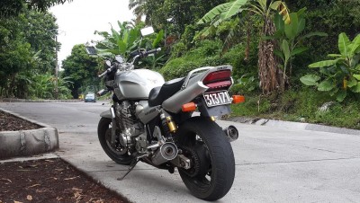 Vend Moto Yamaha xjr1300  Miniature 1