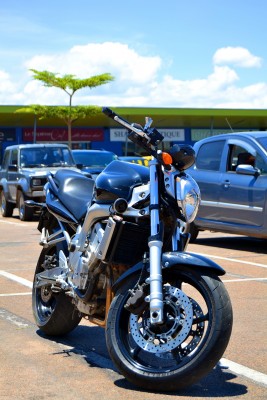 Moto YAMAHA FZ6 Miniature 1