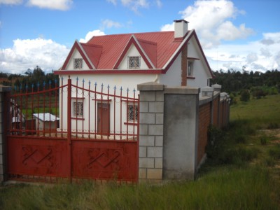 A VENDRE UNE NOUVELLE VILLA A ETAGE A ILAFY / AFFAIRE RARE Miniature 1