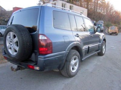 4X4 Mitsubishi PAJERO à 26.000.000 Ariary Miniature 1