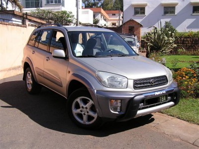 Toyota RAV 4 à vendre Miniature 1