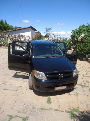 A vendre TOYOTA VIGO Miniature 1