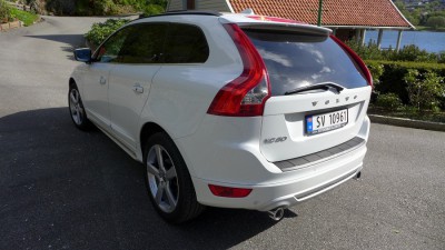 Volvo XC 60 R-DESIGN AWD SE VIDEO Miniature 1