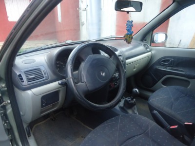 Vend clio 2 phase 2 Miniature 1
