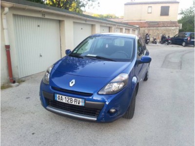 vends RENAULT Clio 3 dynamique 2009 109800km Miniature 1