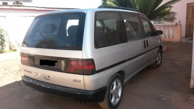 A vendre Peugeot 806 Miniature 1