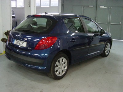PEUGEOT 207 1.4 I 75 CONFORT 5P - Couleur bleu Miniature 1