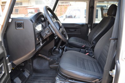 A vendre LAND ROVER DEFENDER 110 Miniature 1