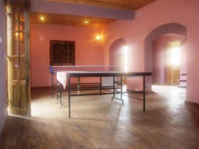 Maison entière à étage à louer Miniature 1