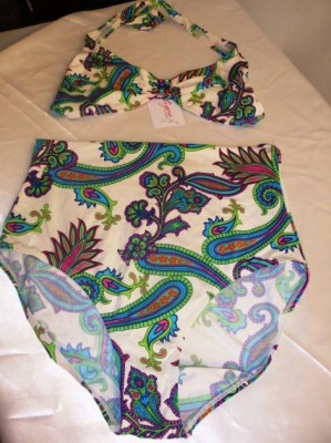 vente de lingerie special femmes rondes ce 1er mai  Miniature 1