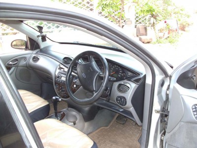 FORD FOCUS Miniature 2