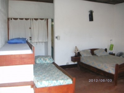 loue bungalow a majunga, wifi, tout confort Miniature 2