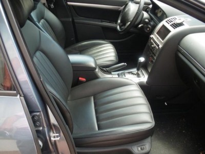 PEUGEOT 407 Miniature 2