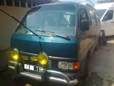 nissan urvan td25 Miniature 2