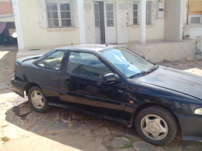 A vendre voiture pas chere Miniature 2