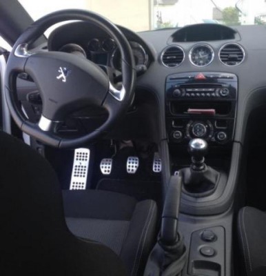 Peugeot RCZ 2.0 HDI 163 Coupé(2600euros) urgent Miniature 2