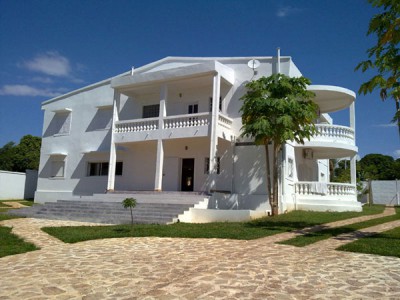 Mahajanga villa de luxe avec piscine Miniature 2