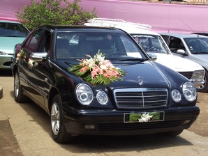 DREAM S CAR location tete de cortegeMERCEDES E320 Miniature 3