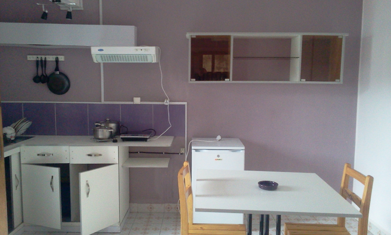 APPARTEMENT MEUBLE A LOUER A ATSAKAVIRO Réf:LAM3029 Miniature 1