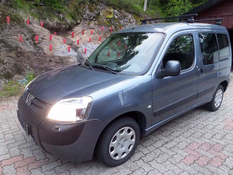 Peugeot Partner diesel a 12 millions Ariary - Antananarivo, Madagascar