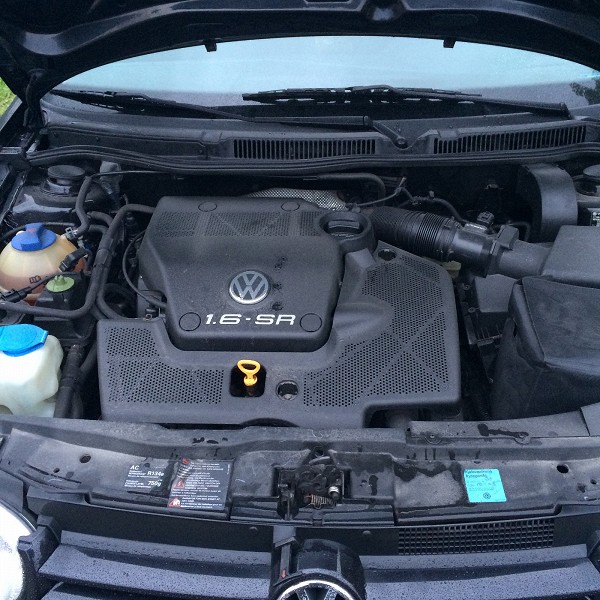 Volkswagen Golf 4 Miniature 1